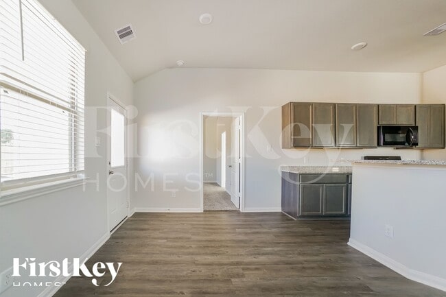 Photo - 11021 Patriot Ct