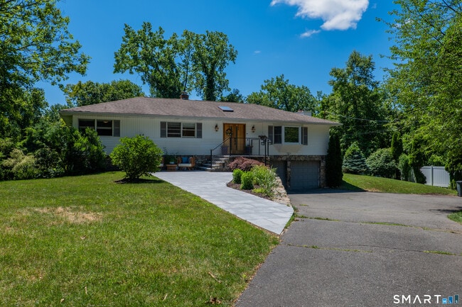 Photo - 15 Farrell Rd