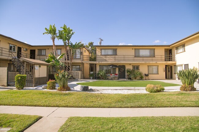 Covina Stewart Apts