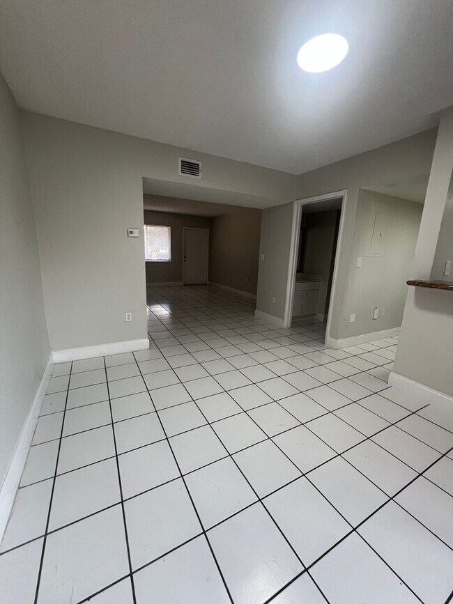 Photo - 11584 NW 39th St Unit 11584 - Brooklyn