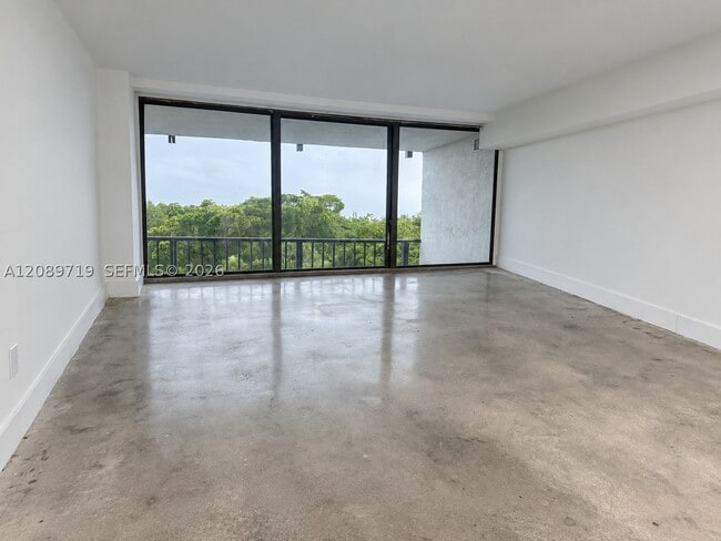 5781 Biscayne Blvd Unidad 503