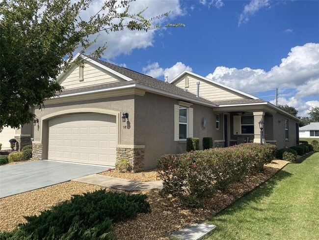 Building Photo - 9839 SW 99th Loop