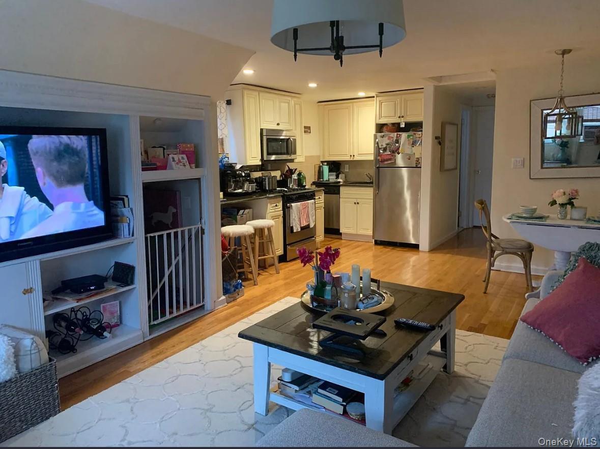 Photo - 509 Neptune Blvd