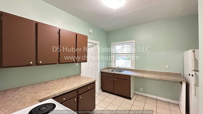 Photo - 923 Cleveland St
