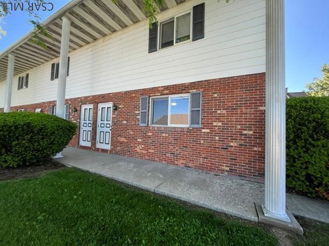 Photo - 608 Sunberry St