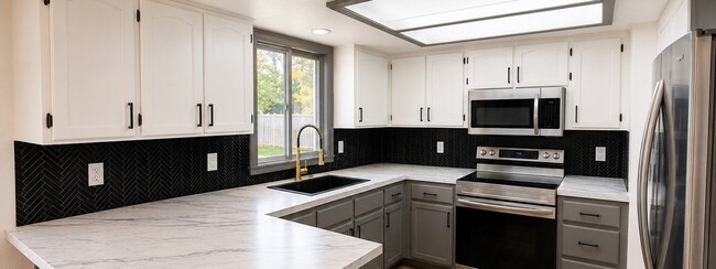 Photo - 7808 W Elm Brook St