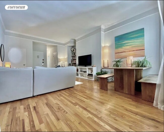 Photo - 349 W 84th St