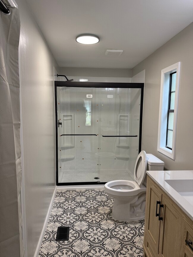 Photo - 970 Whippoorwill Way