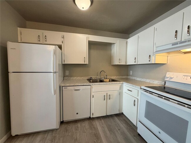 Photo - 4330 SW 74th Terrace