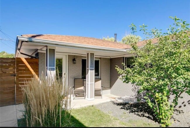 Building Photo - LOHI DUPLEX AVAILABLE IN JUNE