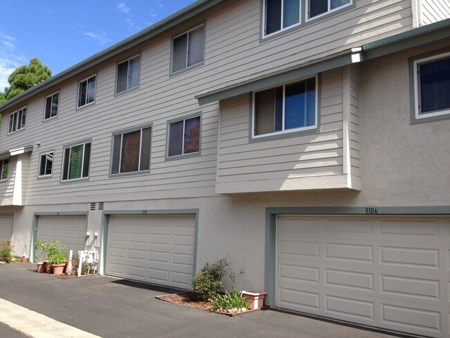 Photo - Bluffs of Fox Run Large Condo