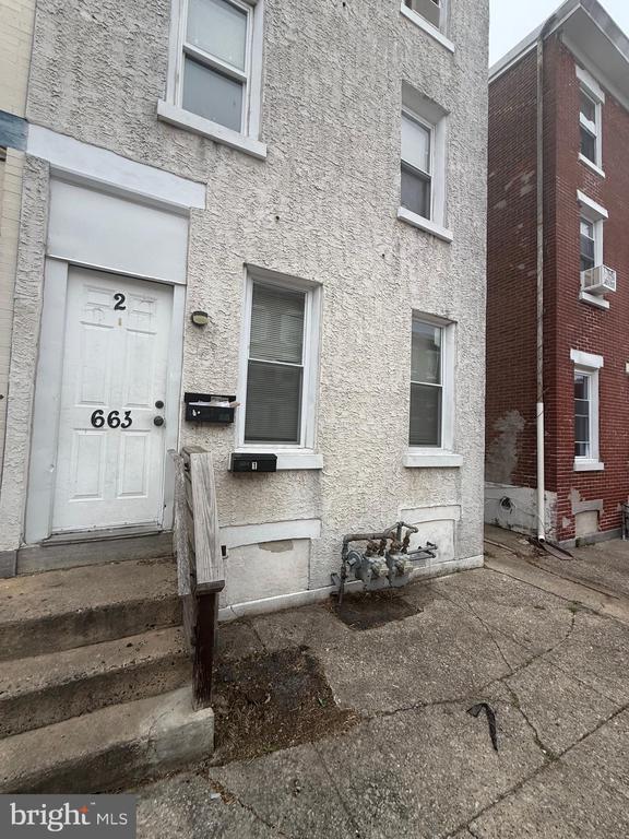 Building Photo - 663 Kohn St Rental