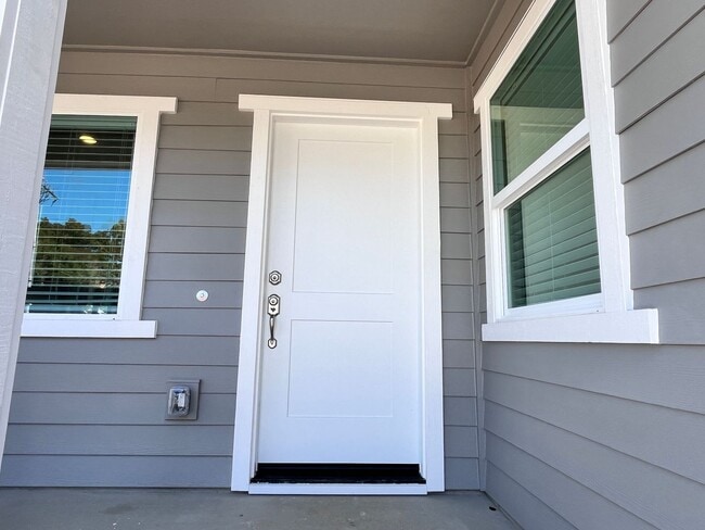 Photo - Charming 2 Bedroom Home for Rent in Martinez!