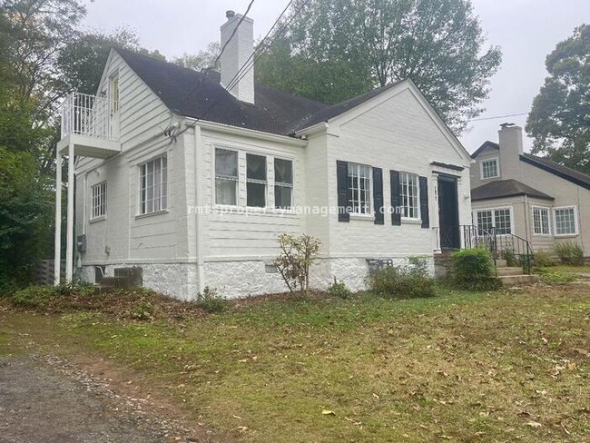 Photo - 1977 N Decatur Rd