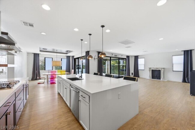 Photo - 9239 Beltana Ct