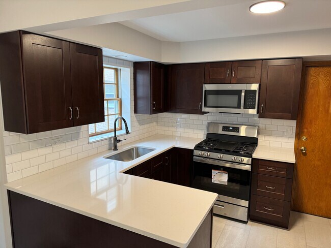 Photo - 8850 N Wisner St