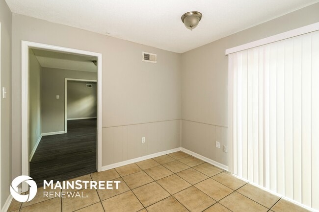 Photo - 2760 Welchlawn St