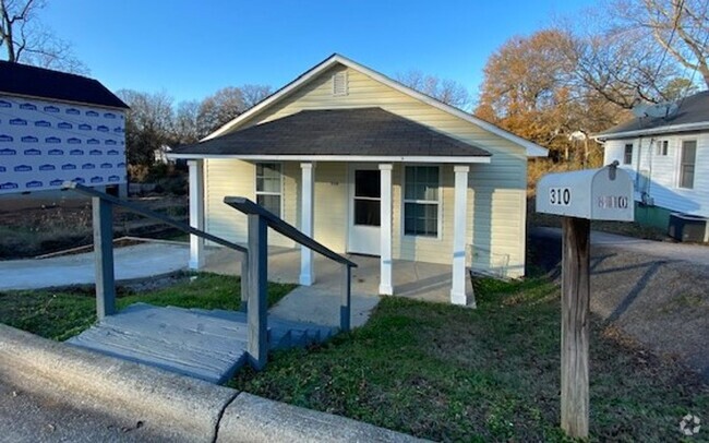 Building Photo - Updated 2 bed, 1 bath near uptown Kannapolis Rental