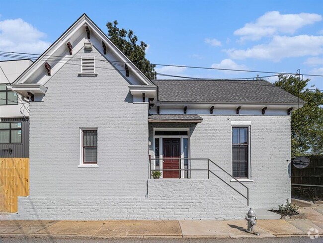 Building Photo - 74 Boulevard SE Rental