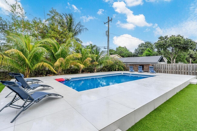 Photo - 809 SW 14th Ct Unidad SI FL2-ID1475655P