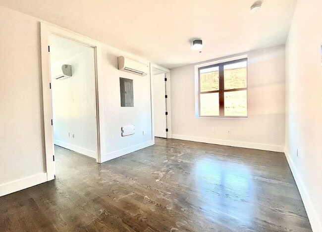 Photo - 10 Ten Eyck St Apartment Unit F2