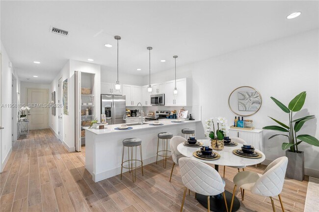 Photo - 7311 Ivory Spg Wy