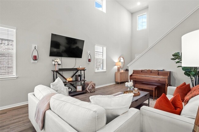 Photo - 509 Otto Ave