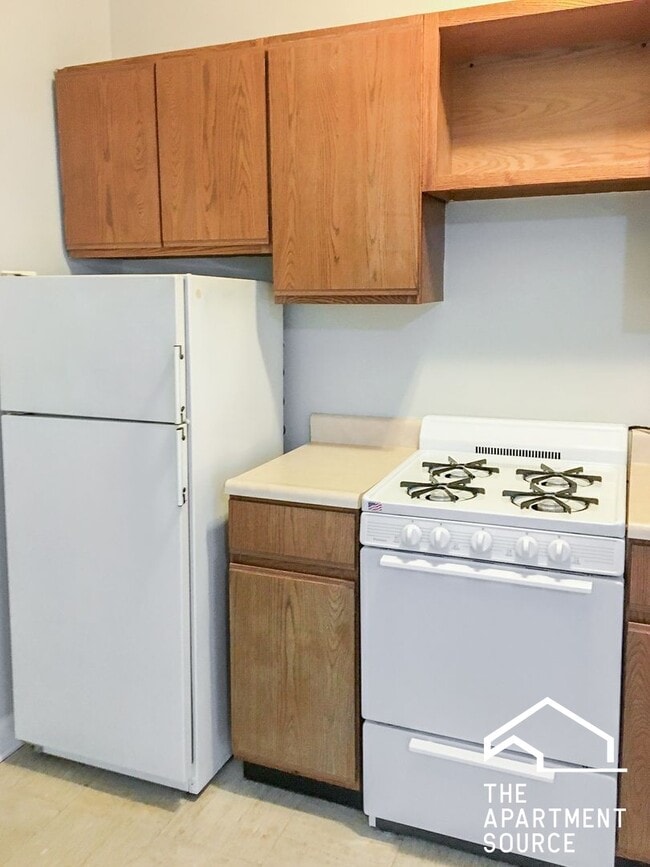 Photo - 540 W Briar Pl Unit 9D