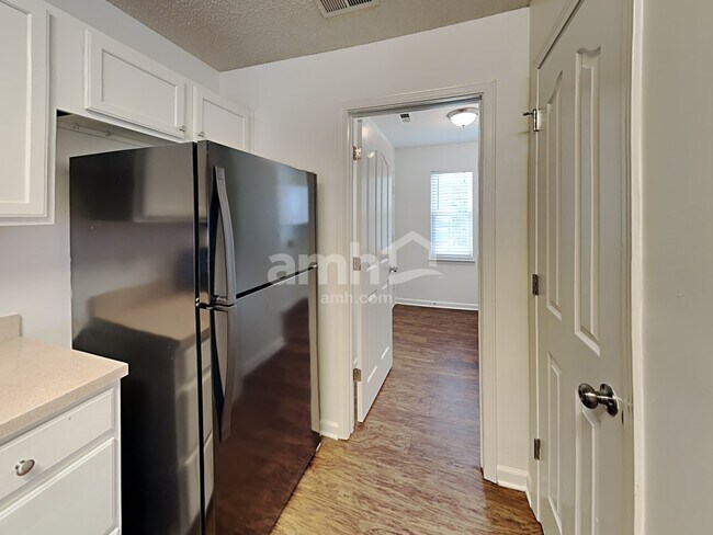 Photo - 2817 Granstark Ct