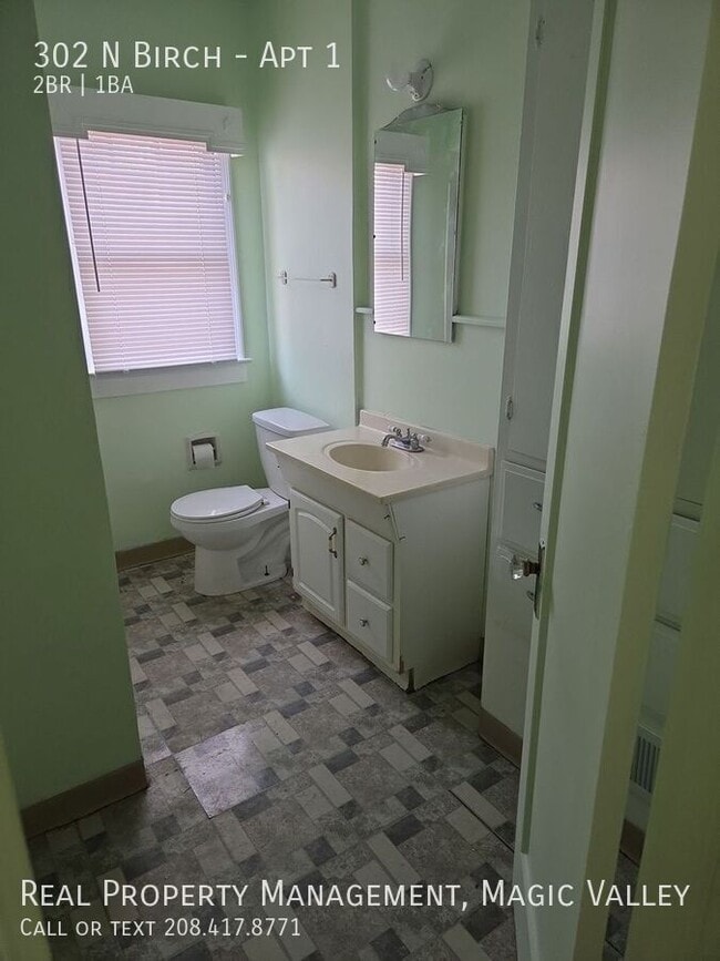 Photo - 302 N Birch-Apt 1 Unit Apt 1