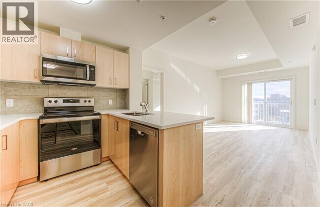 Photo - 301 Westmount Rd W Unit 415