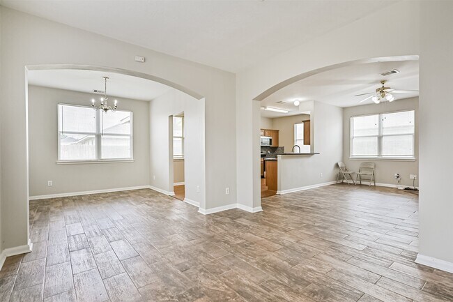 Photo - 4714 Montclair Hill Ln
