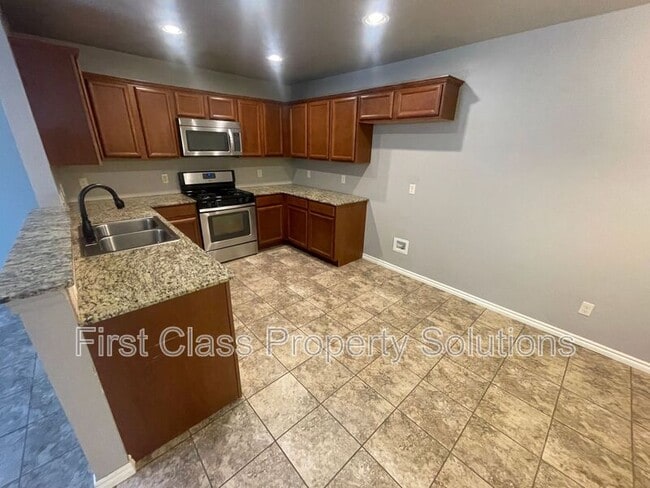 Photo - 129 Ashley Dr