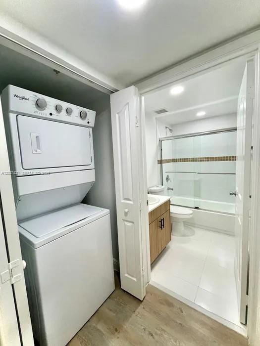 Photo - 4041 N Pine Island Rd Unit 105