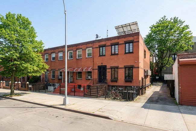 Building Photo - 602 Lexington Ave Unit Apartment 2