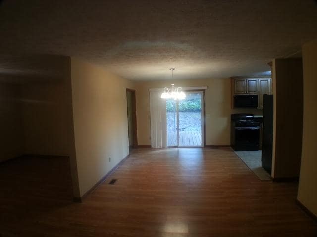 Photo - Charming 3 Bedroom / 2 Bath with Finished Basement!