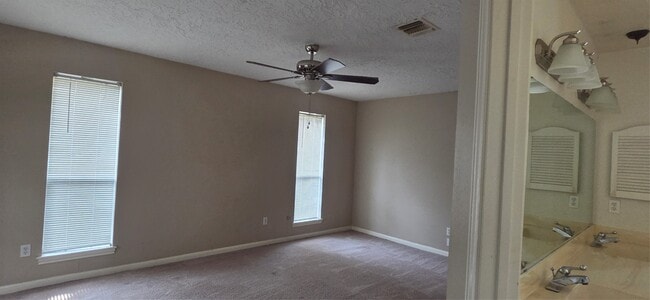 Photo - 1910 Quail Valley E Dr