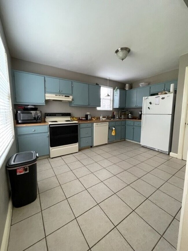 Photo - R1016 University Heights Unit House