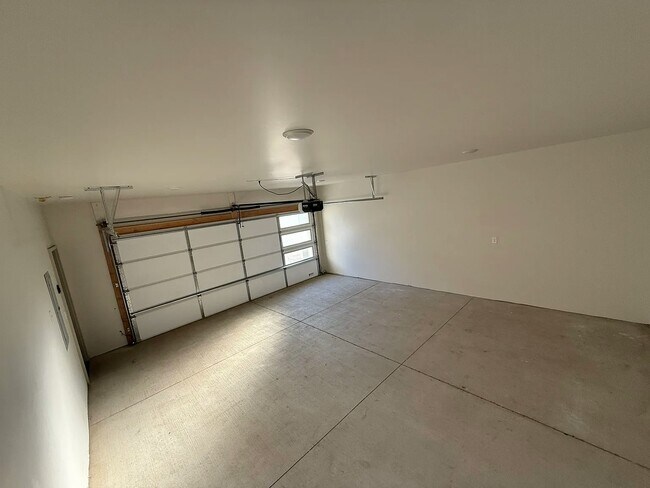 Photo - 1615 N Gillis Ln