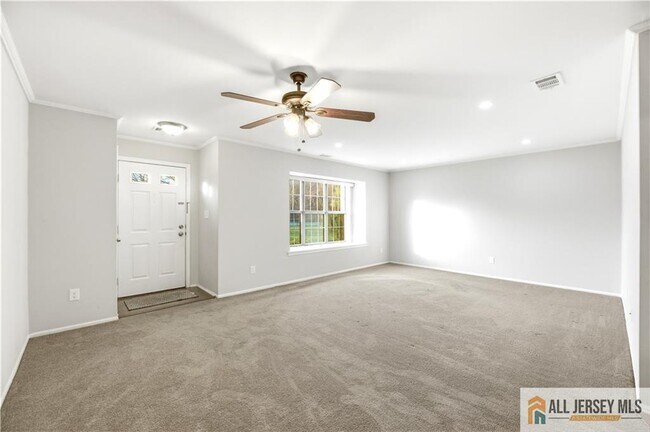 Photo - 151 Wyndham Pl