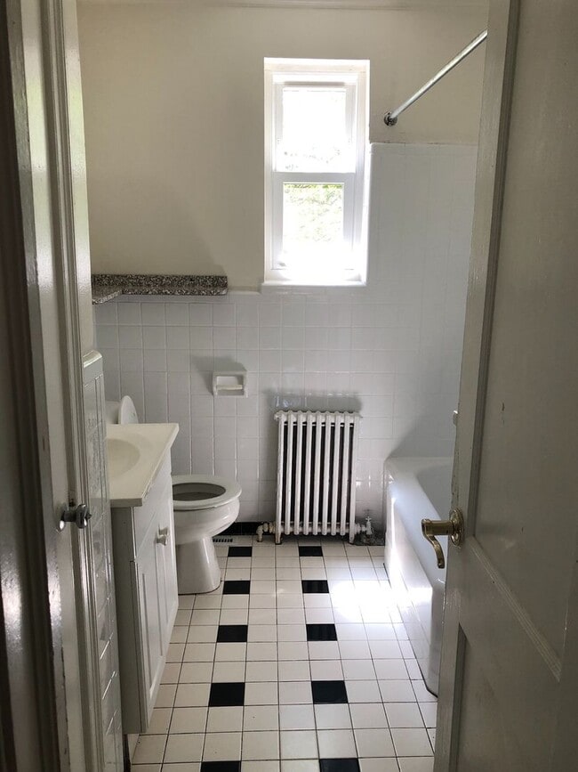 Photo - Adorable 3 bdrm/1.5 bath Home on a Corner ...