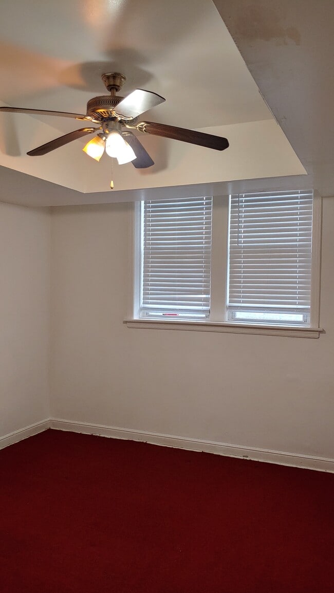 Master Bedroom - 1720 W 76th St Unit 202