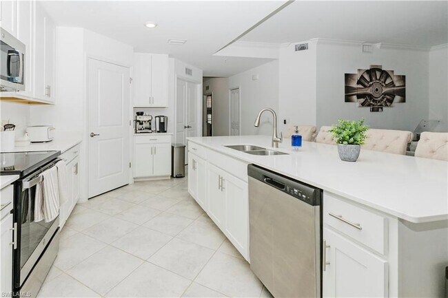 Photo - 6082 National Blvd