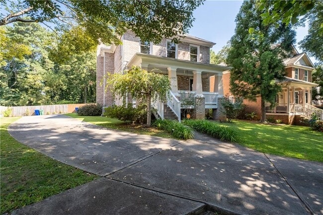 Photo - 1330 Skyhaven Rd SE