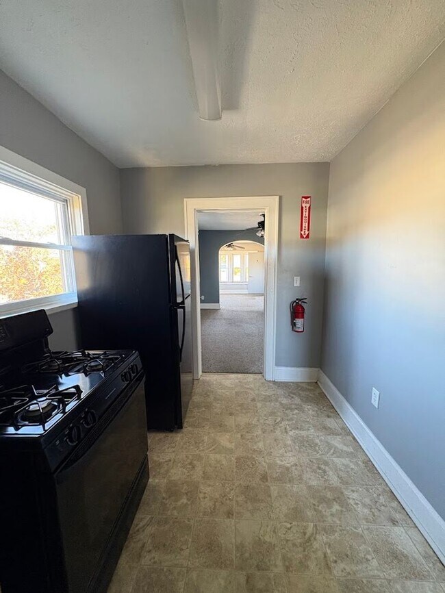 Photo - 1307 Market Ave N Unit 1307 Market Ave N - 4