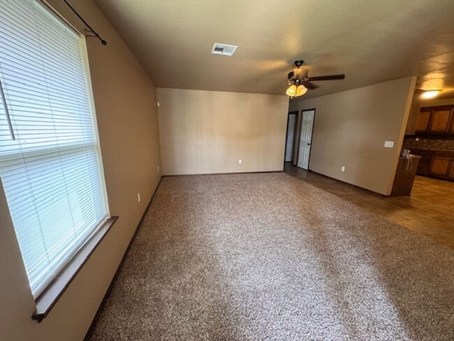 Photo - 3 bed 2 bath duplex in Chickasha