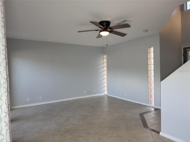 Photo - 824 Padua Ln