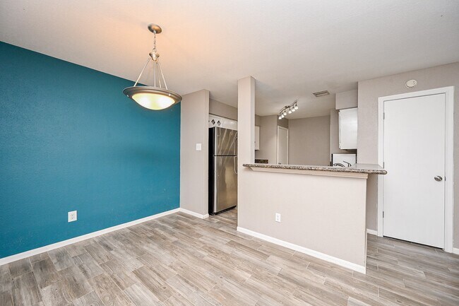 Photo - 2211 S Kirkwood Rd Unit 45