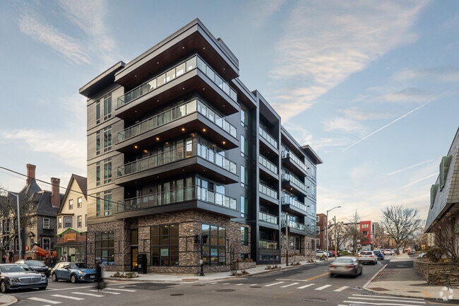 116 Waterman St Providence, RI 02906-1136