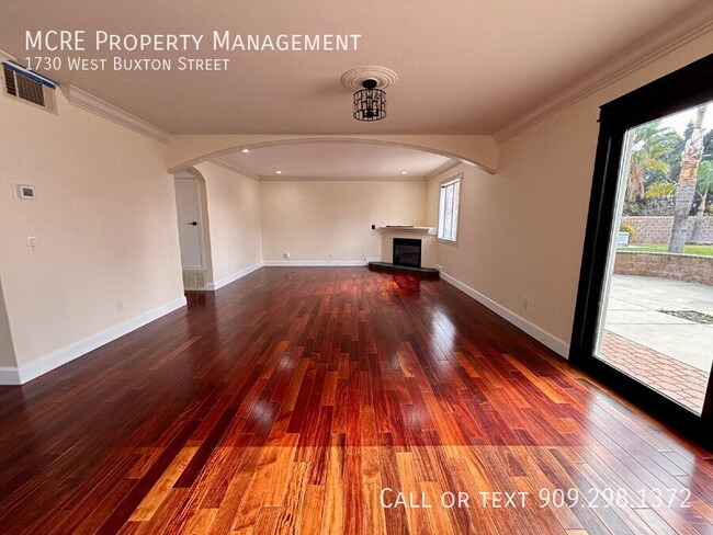 Photo - 1730 W Buxton St